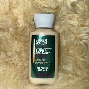 Bath & Body Works - Magic in the Air